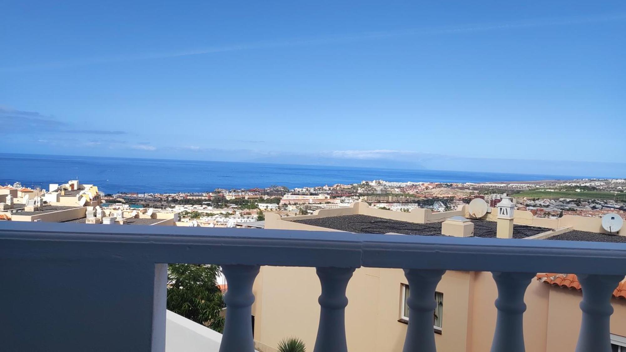 16 Sunset View Apartment